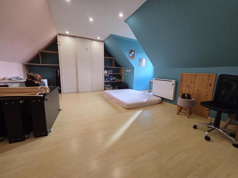 Pavillon - 146 m² - 7 pièces