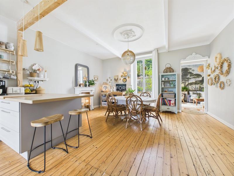 Maison ancienne - 135 m² - 7 pièces