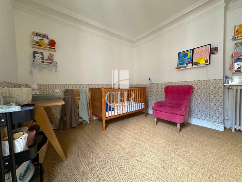 Appartement - 80 m² - 3 pièces