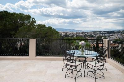 Villa - 280 m² - 5 pièces