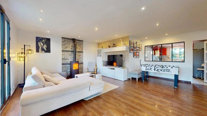 Maison - 188 m² - 7 pièces