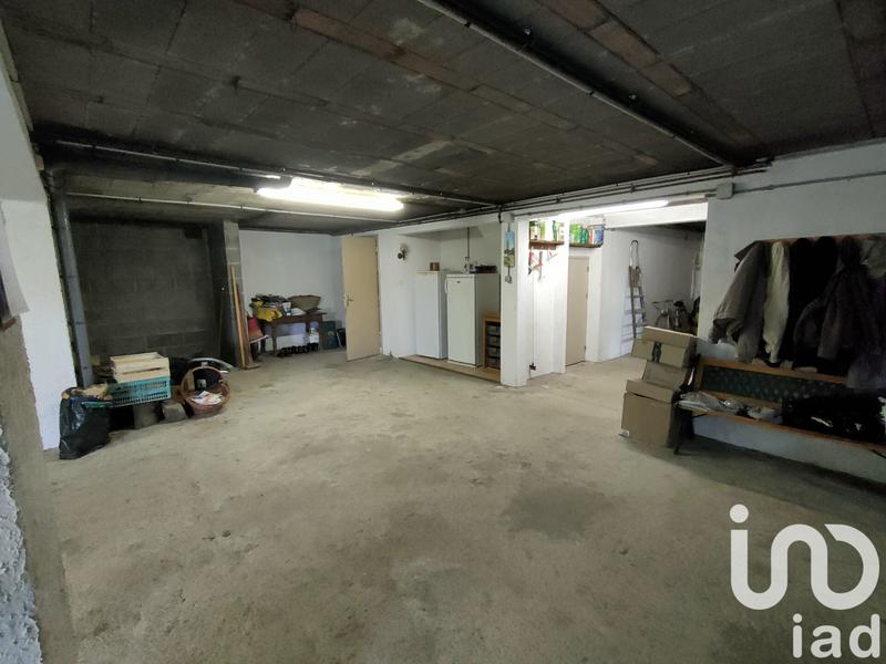 Maison - 204 m² - 7 pièces