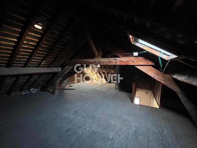 Maison - 90 m² - 5 pièces