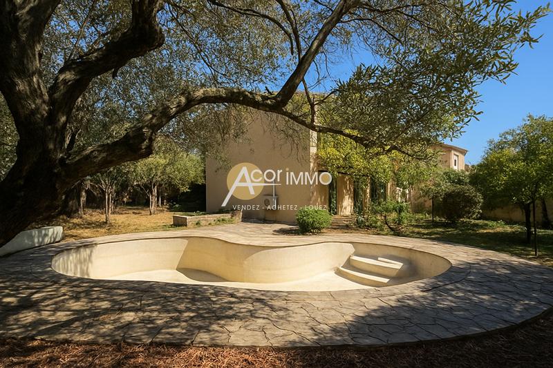 Maison - 97 m² - 5 pièces