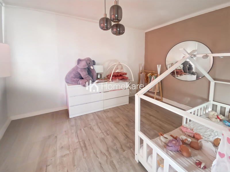 Maison - 95 m² - 6 pièces