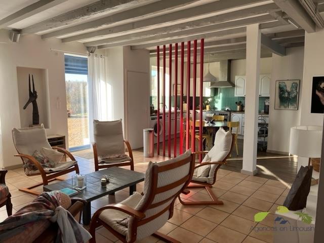 Propriété - 212 m² - 4 pièces