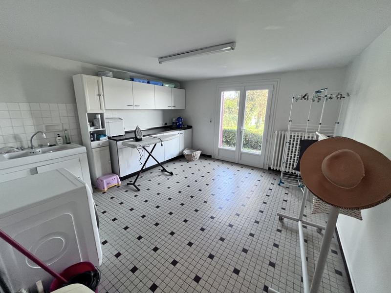 Maison traditionnelle - 229 m² - 10 pièces