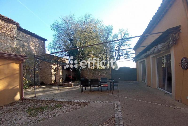 Mas - 316 m² - 10 pièces