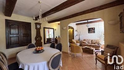 Maison - 277 m² - 8 pièces