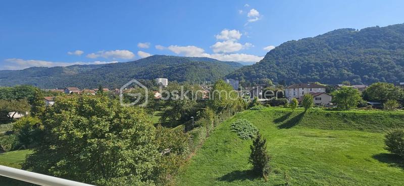 Appartement - 76 m² - 4 pièces