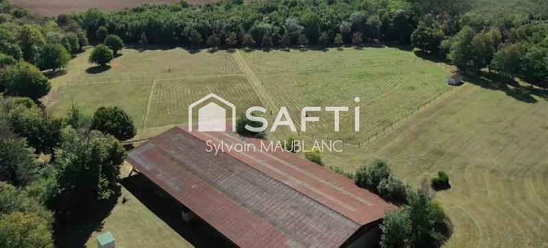 Maison - 838 m² - 20 pièces