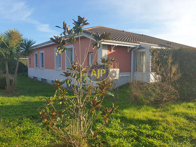 Maison - 76 m² - 3 pièces