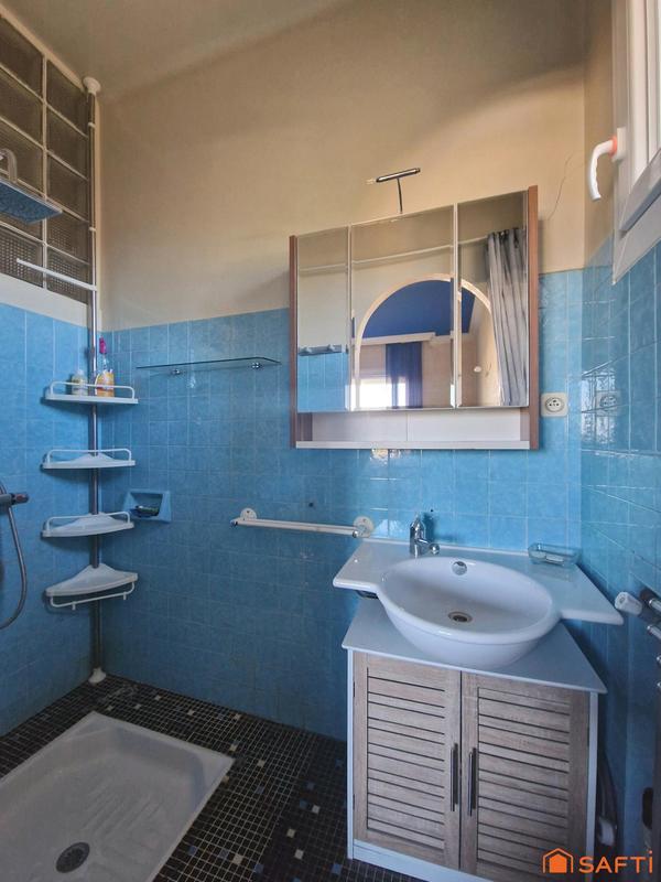 Maison - 223 m² - 7 pièces