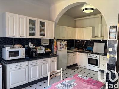 Appartement - 143 m² - 6 pièces