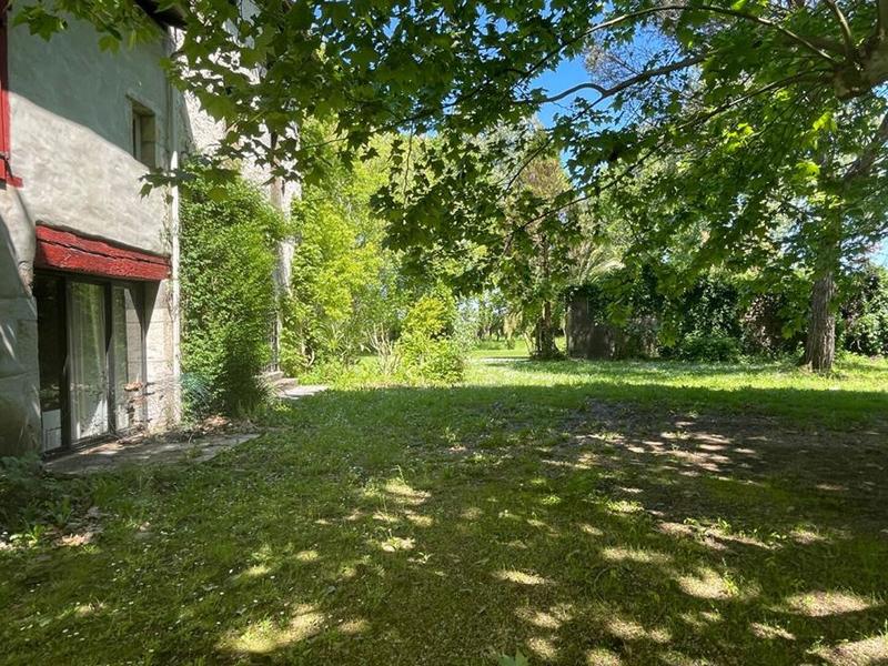 Demeure - 670 m² - 20 pièces