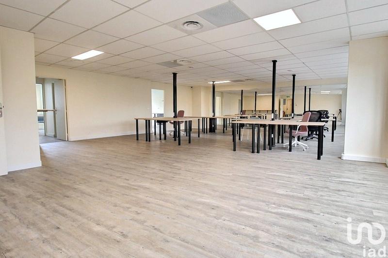 Bureau - 228 m²