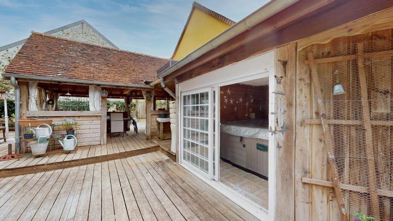 Maison - 230 m² - 8 pièces