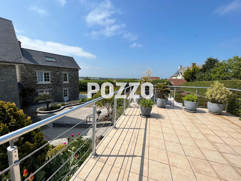 Maison - 147 m² - 7 pièces