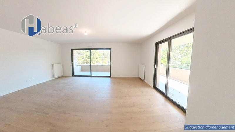 Appartement - 103 m² - 4 pièces