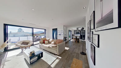 Villa - 103 m² - 4 pièces