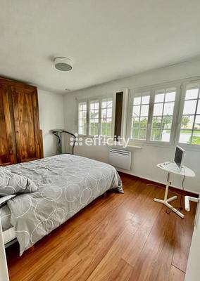 Maison - 170 m² - 5 pièces