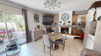 Villa - 90 m² - 4 pièces