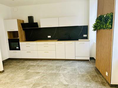 Appartement - 111 m² - 5 pièces