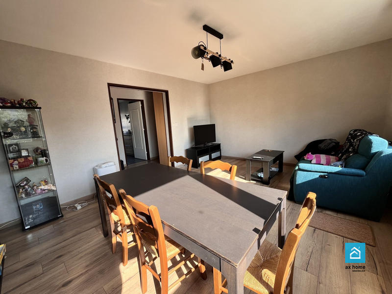 Appartement - 81 m² - 3 pièces