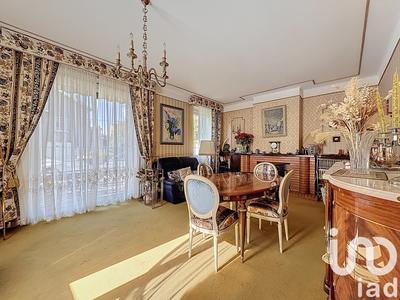 Maison - 137 m² - 5 pièces