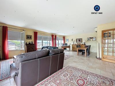 Appartement - 135 m² - 5 pièces