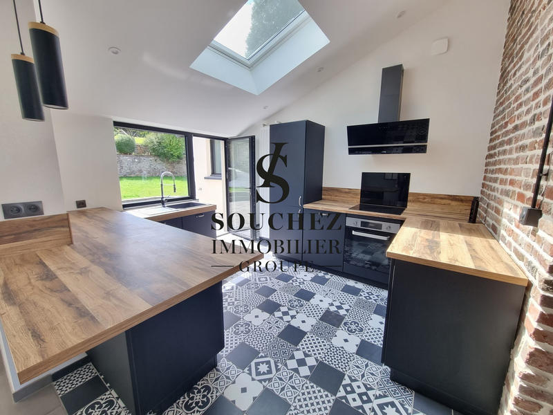 Maison - 122 m² - 5 pièces