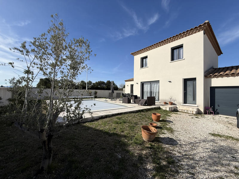 Villa - 96 m² - 5 pièces