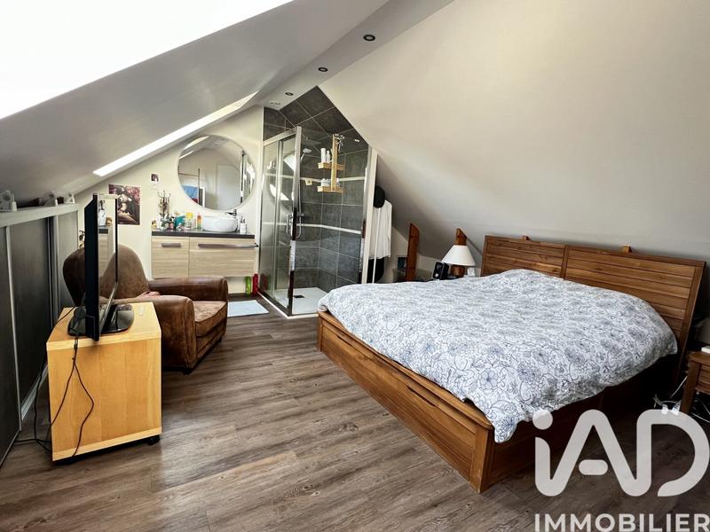 Maison - 110 m² - 6 pièces