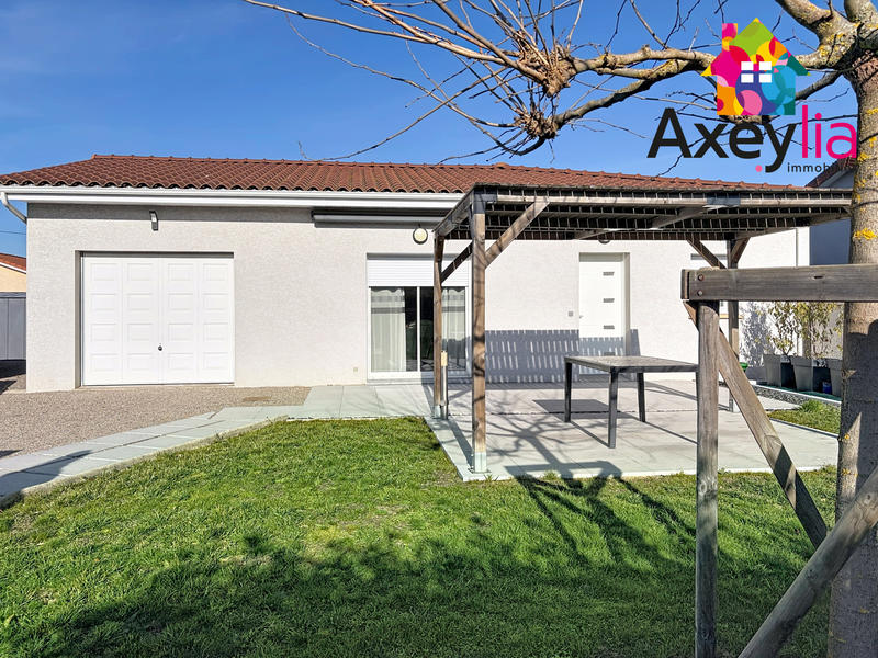 Maison - 76 m² - 4 pièces