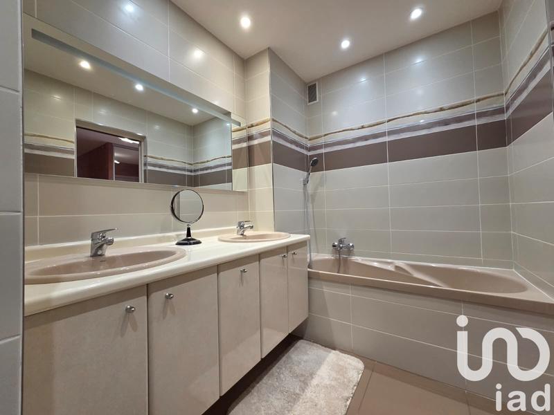 Appartement - 102 m² - 3 pièces