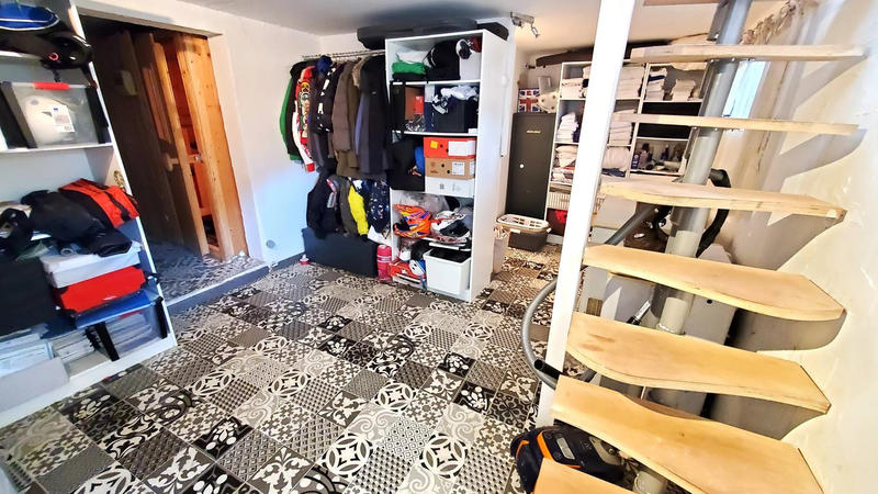 Maison - 195 m² - 6 pièces