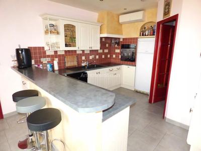 Maison - 105 m² - 8 pièces