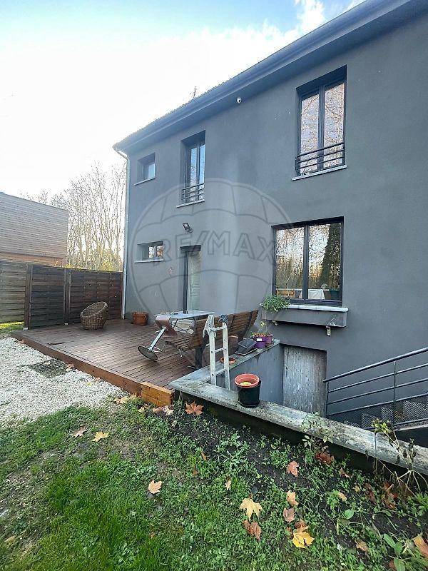 Local commercial - 437 m² - 10 pièces