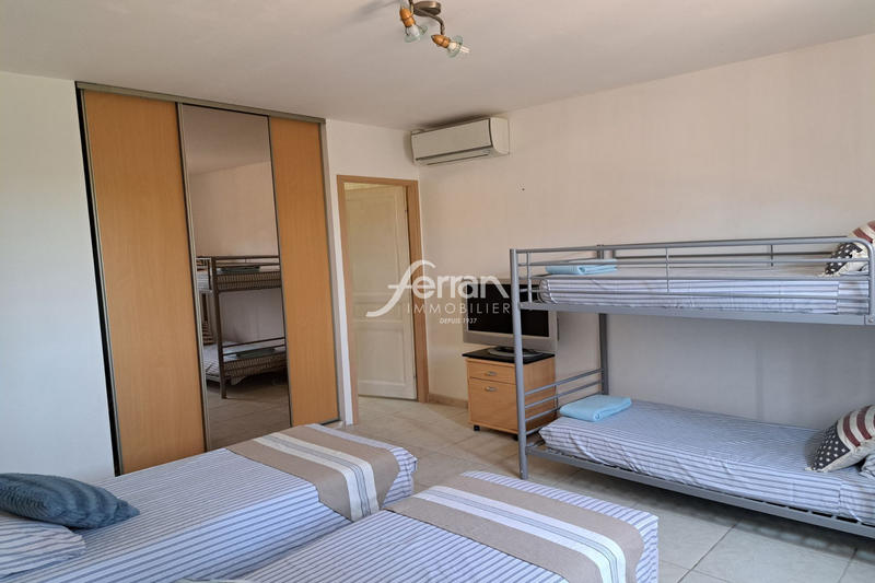 Maison - 220 m² - 7 pièces