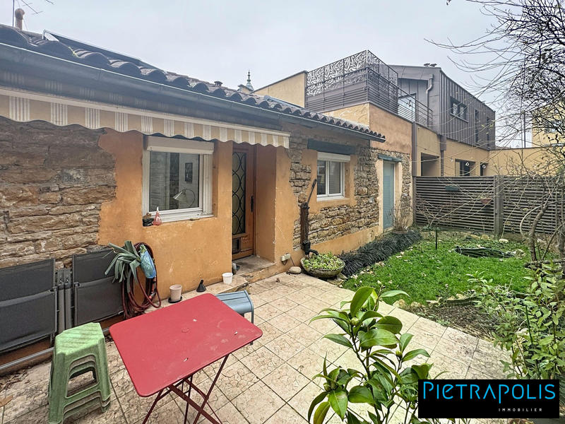 Appartement - 185 m² - 6 pièces