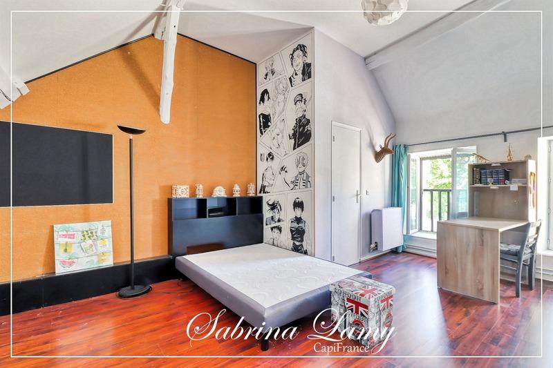 Appartement - 140 m² - 5 pièces