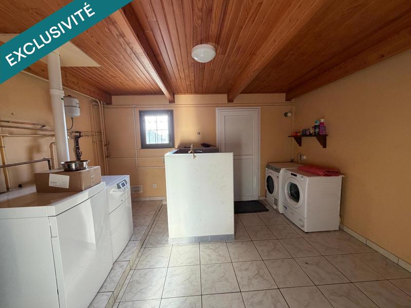 Maison - 186 m² - 8 pièces