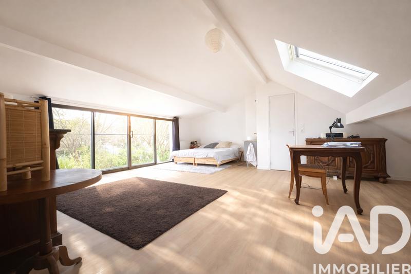 Maison - 195 m² - 7 pièces