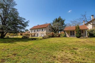 Maison ancienne - 216 m² - 7 pièces