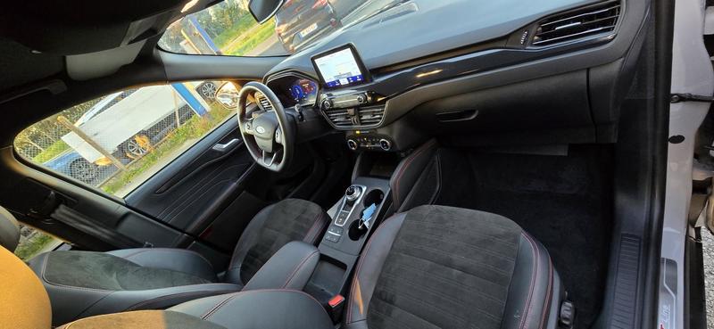 Ford Kuga 2.5 190 Fhev St-Line X flexfuel E85 attelage graphite