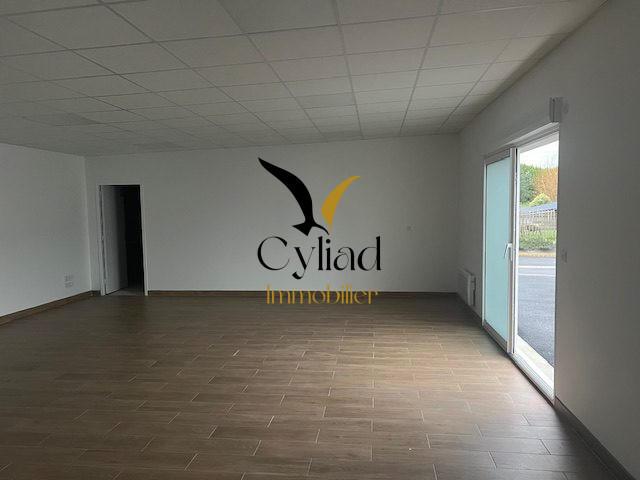 Local commercial - 75 m² - 3 pièces