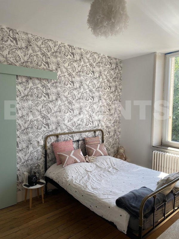 Maison - 98 m² - 6 pièces