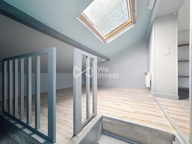 Maison - 370 m² - 7 pièces