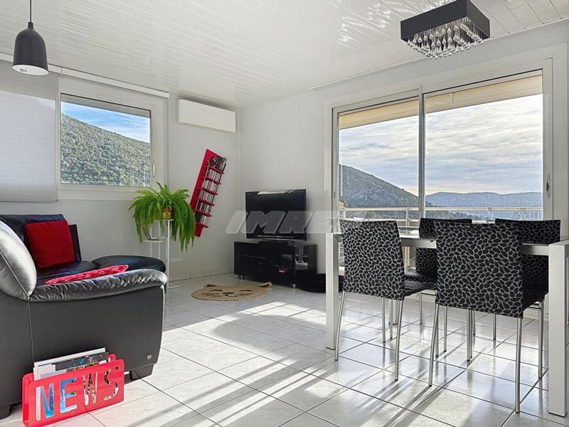 Appartement - 78 m² - 4 pièces