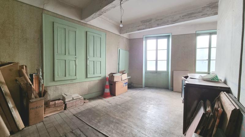 Maison de village - 189 m² - 7 pièces